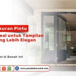 Model pintu rumah elegan dengan kaca, cocok untuk tampilan depan rumah modern