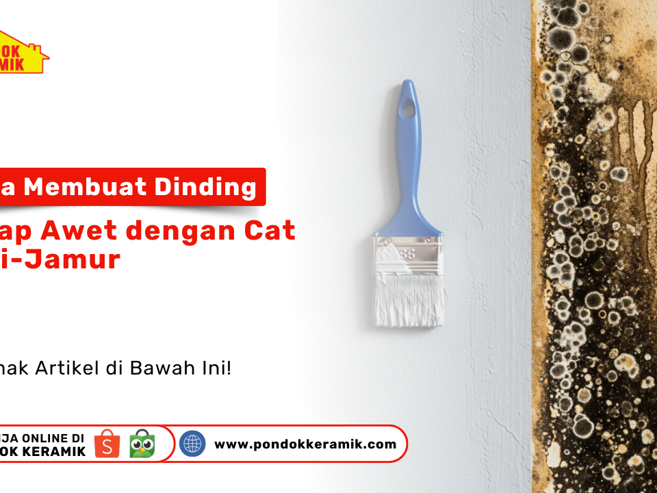 Cara Membuat Dinding Tetap Awet dengan Cat Anti-Jamur. Dinding yang bersih dicat dengan kuas di satu sisi, dan di sisi lain dinding berjamur hitam dan coklat.