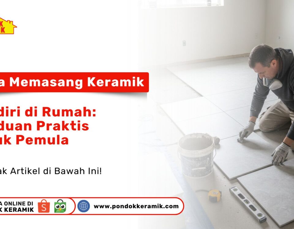 Seorang pria sedang berlutut memasang ubin lantai abu-abu menggunakan alat pengukur sebagai visual cara memasang keramik sendiri di rumah: panduan praktis untuk pemula